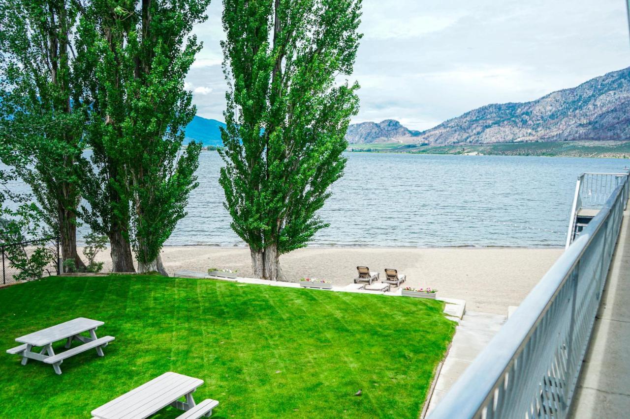 Poplars Motel On The Lake Osoyoos Exteriér fotografie